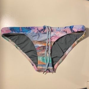 Jolyn Europe Bikini Bottom Print